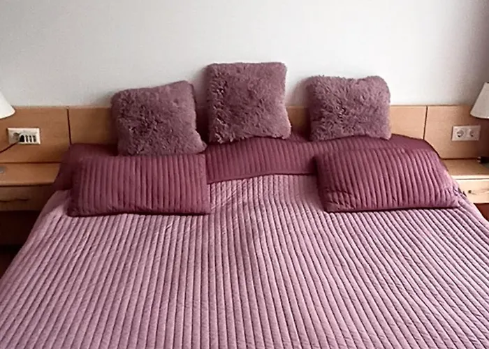 Daz Dunai Zalakros 公寓式酒店 佐洛卡罗斯